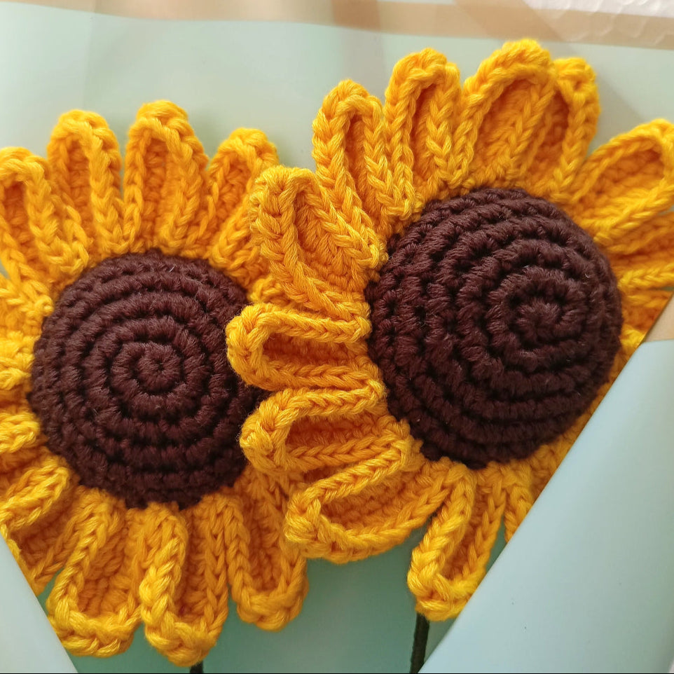 Handcrafted Crochet Pacino Sunflower Stick – Elegant Sky Wrap, 8-Inch Flower, Perfect Gift for Special Occasions