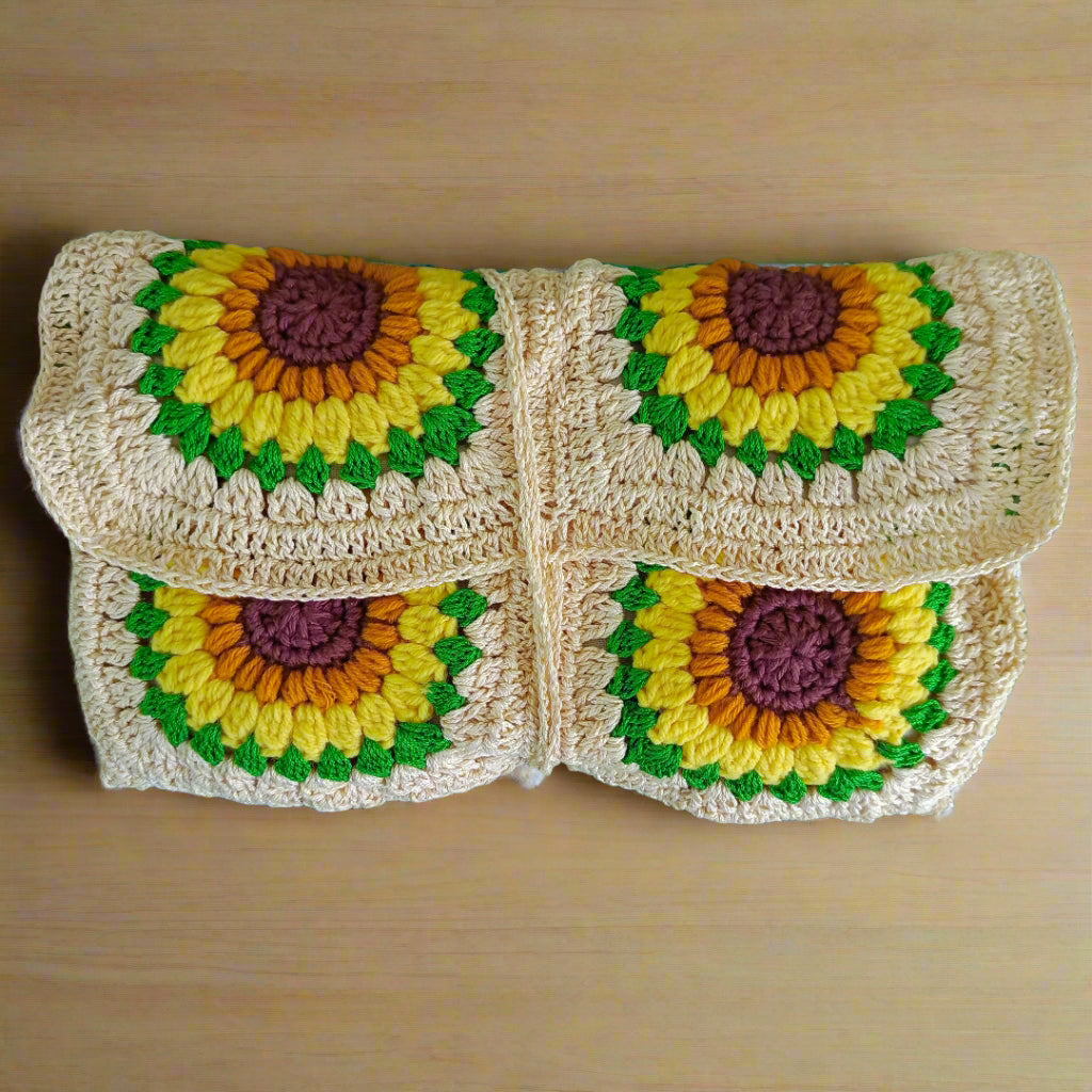 Handcrafted Crochet Sunflower Book Cover | Ideal for Novels | Customizable with String Closure