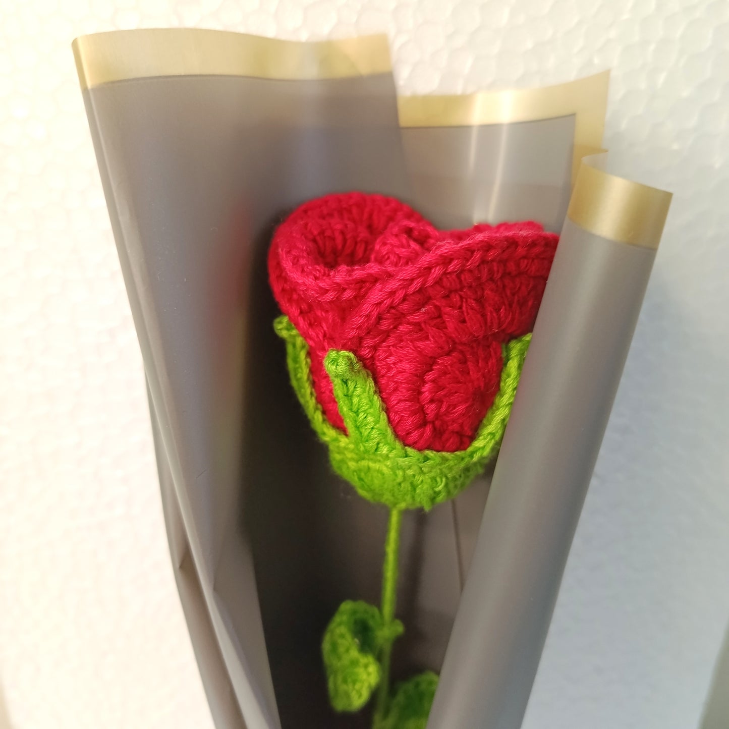 Handcrafted Red Crochet Rose in Elegant Light Gray Wrapping | Gift for Special Occasions | Valentine's Day Gift | Anniversary Gift | Birthday Gifts