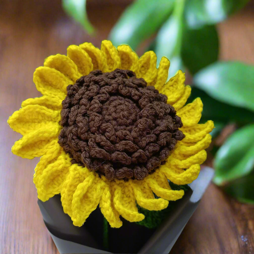 Lifelike Handcrafted Crochet Sunflower | Large Bouquet for Gifts, corporate gifts, Home Decor & Special Occasions