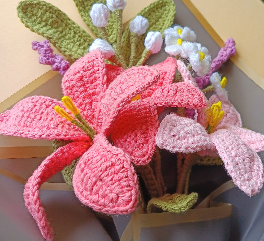 Handmade Crochet Flower Bouquet – Elegant Lily | Unique Gift for Her, Home Décor & Special Occasions